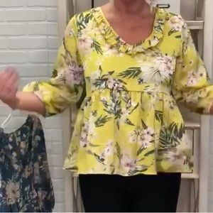 Silky Floral Baby Doll Top with Ruffled V-Neck NEW Boutique DARLING